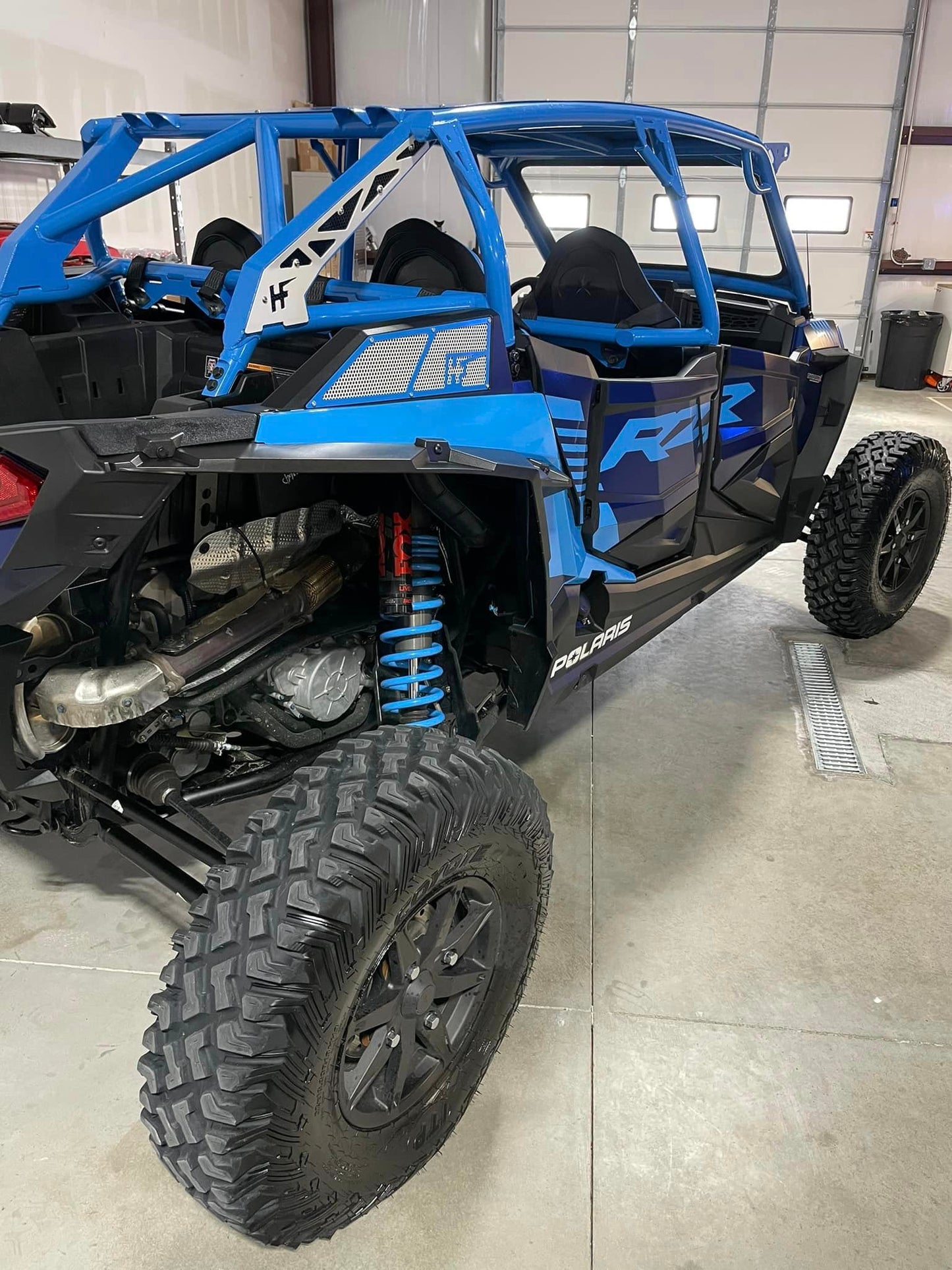 XP4 Laid Back Supernova Cage